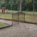 A fence not connected to anything
